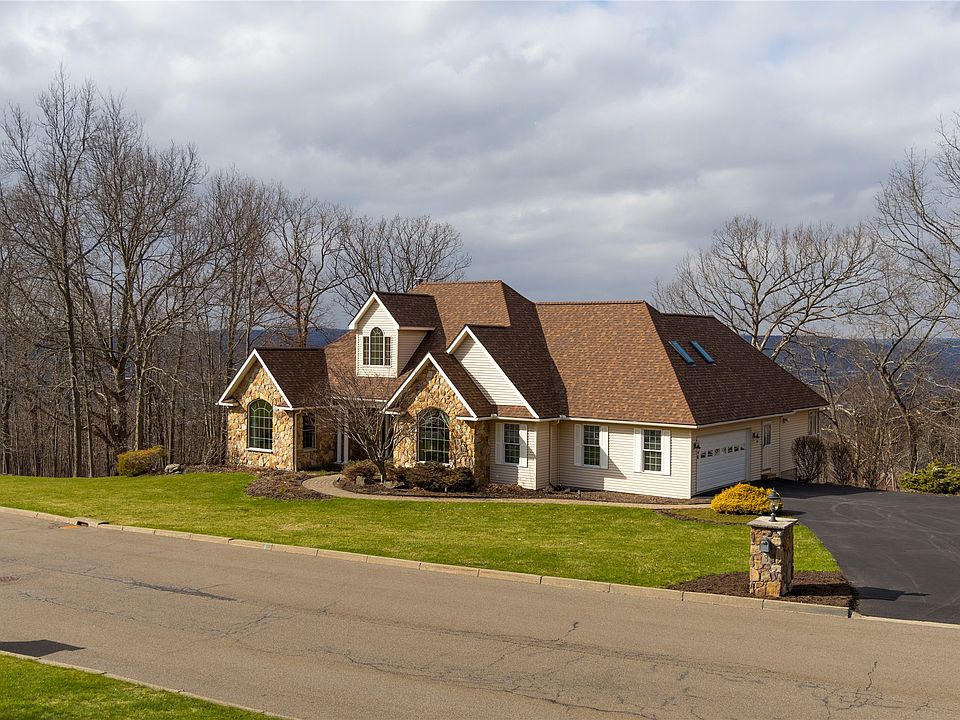 1st image of 3 Timberland Dr