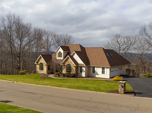 3 Timberland Dr, Binghamton, NY 13903