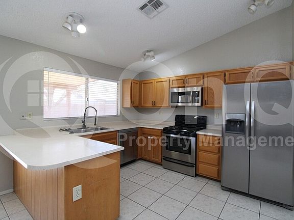 3rd image of 10243 N 65th Ave