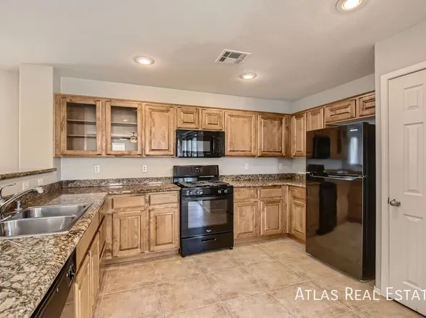 8348 Wildwood Glen Dr, Las Vegas, NV 89131