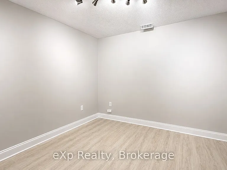 2 King St #1 — Photo 6