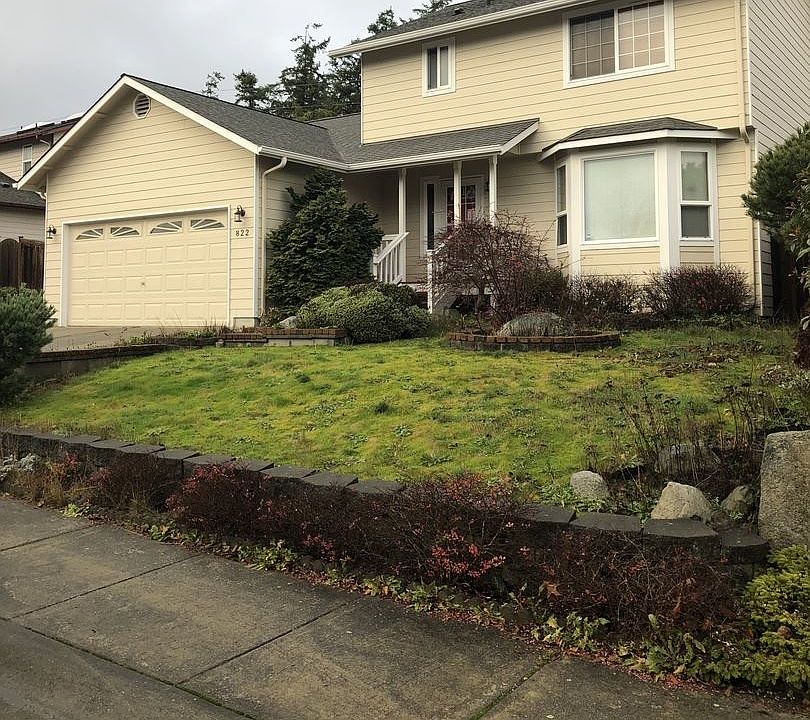 1st image of 822 SW 1st Ave