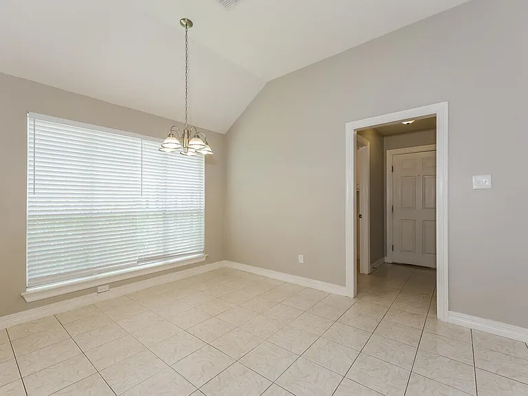 2604 Millstream Dr — Photo 7