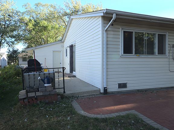 4th image of 646 Nolan Ave