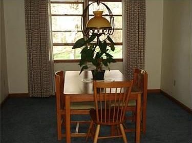 5th image of 219 Sunrise Dr