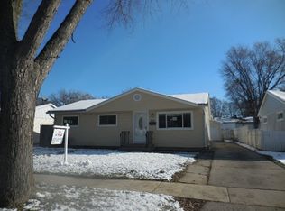 227 Fletcher Dr, Wheeling, IL 60090