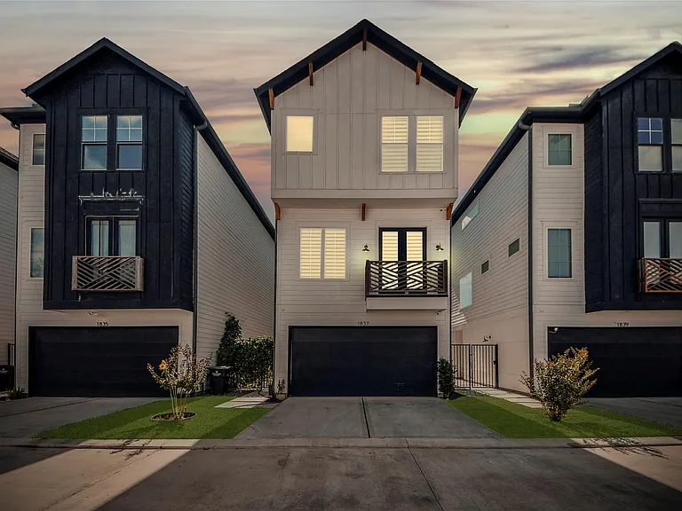 1837 Flowing Springs Trl — Photo 39