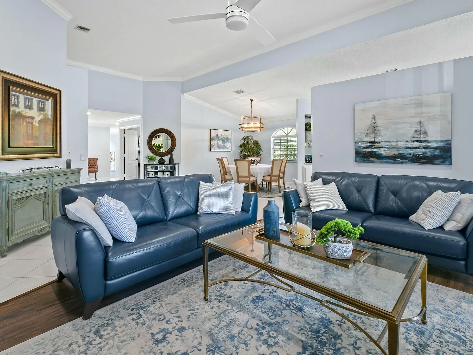 3 bed, 2.0 bath, 2072 sqft, $8,000 — Photo 2