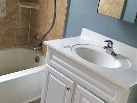 2nd image of 2620 N Weil St APT 3
