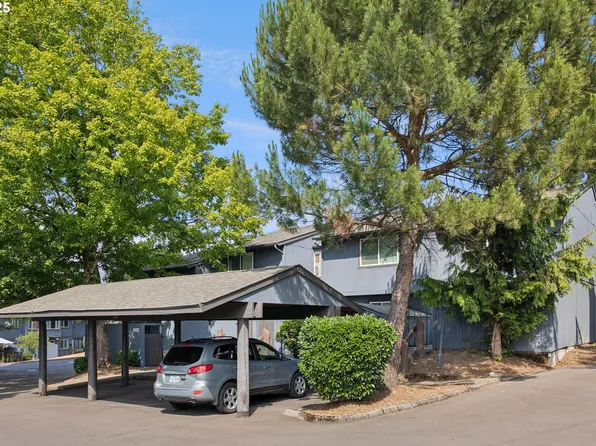 23882 NE Treehill Dr, Wood Village, OR 97060