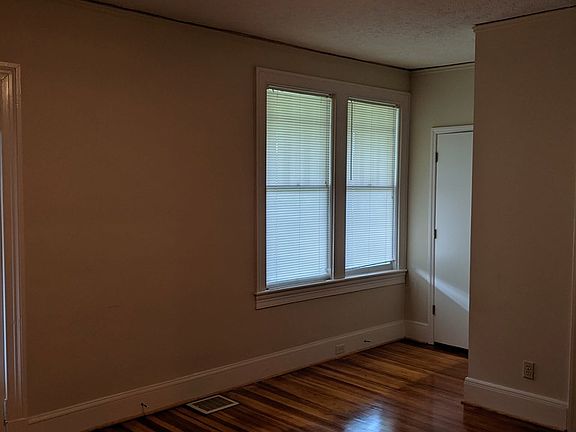2nd image of 2310 Franklin Tpke