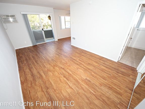 2nd image of 1631 S Westgate Ave APT 4