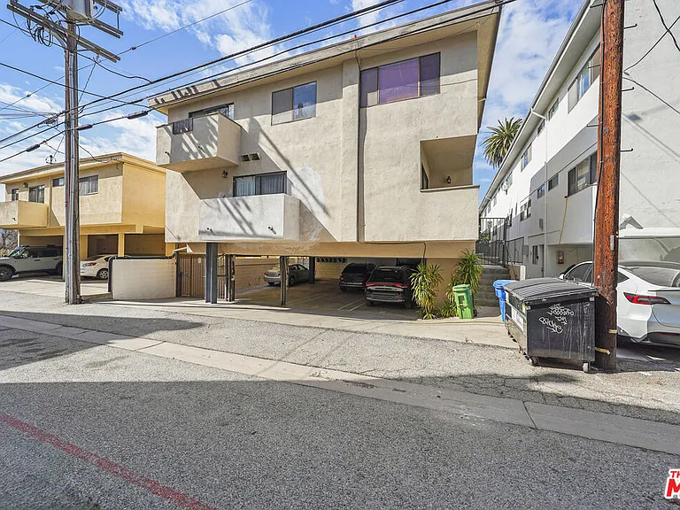 11952 Darlington Ave #3 — Photo 39