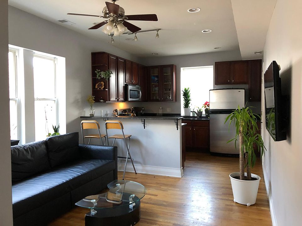 1st image of 4816 N Avers Ave #3