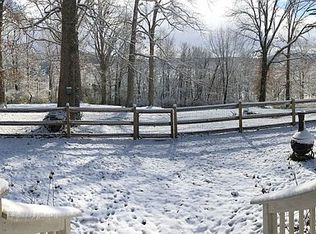 146 Lakeview Cir, Clinton, TN 37716