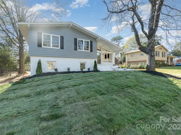 5110 Amity Pl, Charlotte, NC 28212