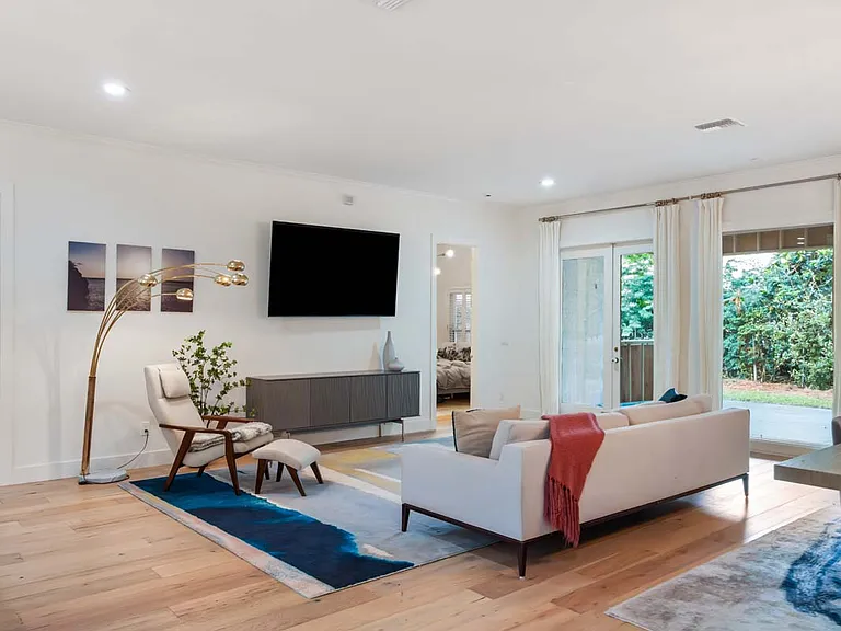 10457 Cromwell Grove Ter — Photo 5