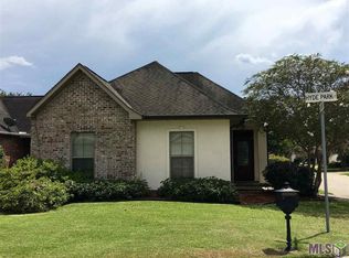 10104 Hyde Park Ct, Baton Rouge, LA 70816