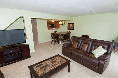 224 Fieldbrook Drive Living Room
