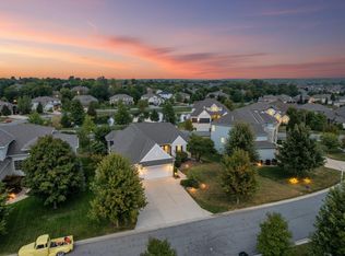 15812 Howe St, Overland Park, KS 66224