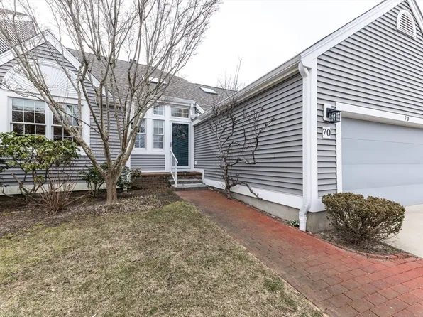 70 Hidden Bay Dr Unit 70, South Dartmouth, MA 02748