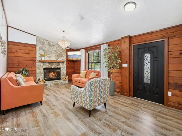 1236 WHISPERING PINES Road, St. Johns, FL 32259