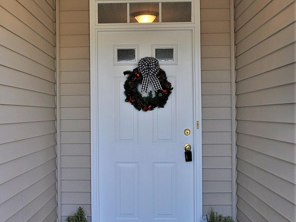 2nd image of 10321 Orchard Grass Ct