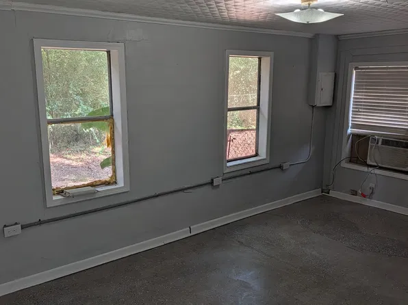 536 Selina St #1, Pensacola, FL 32503