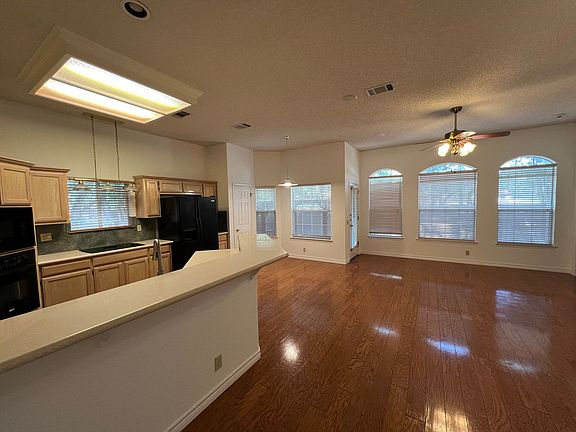 4th image of 11015 Andenwood Dr