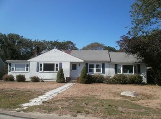 51 John Alden Rd, Plymouth, MA 02360