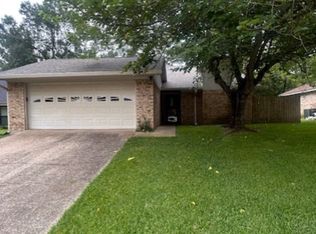 106 Forest Creek Dr, Lufkin, TX 75901
