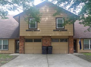 902 NW 37th St, Blue Springs, MO 64015