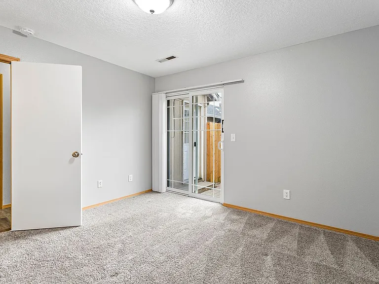 14154-14198 SE Summerfield Loop — Photo 7