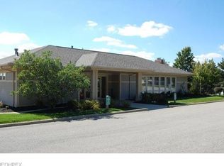 3 Nokomis Rd, Timberlake, OH 44095