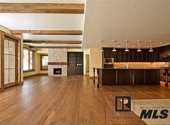 3rd image of 2410 Ski Trail Ln #2307