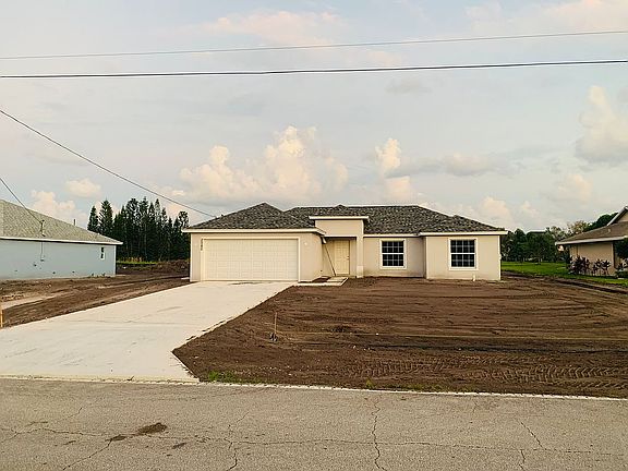 2nd image of 2580 SE Grand Dr
