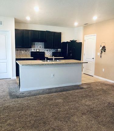 5th image of 867 Killarney Ln