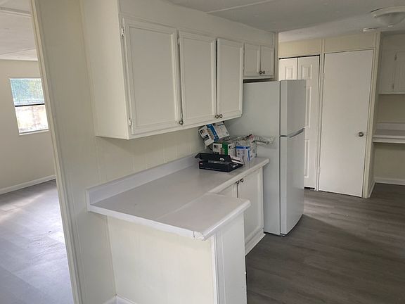 3rd image of 1193 Harmony Dr N
