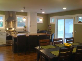 2064 Tulip Ln, Jenison, MI 49428