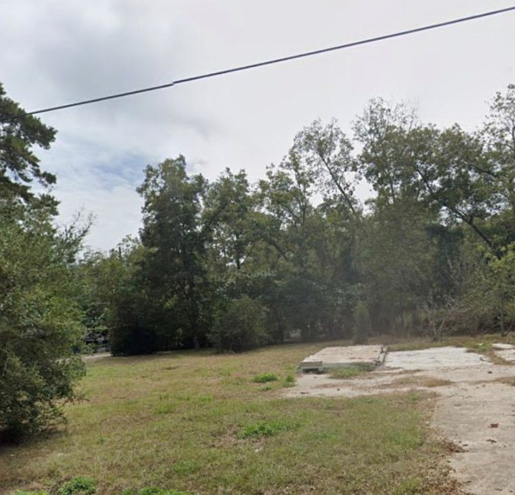 2nd image of 300 5th Ave