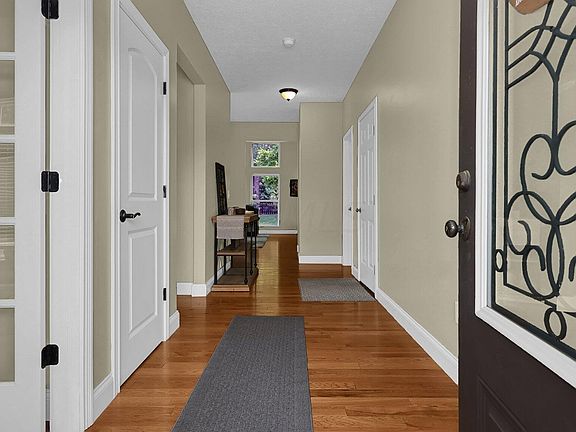5th image of 72 Gibson Pl