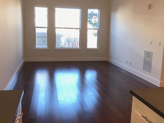 3rd image of 1166 Haight St APT 12