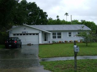 8205 Denise Dr, Seminole, FL 33777