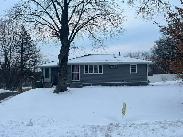 5932 Perry Ave N, Crystal, MN 55429