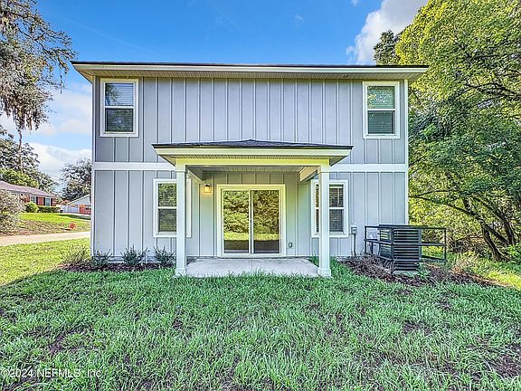 4th image of 3678 BRIDGEWOOD Drive