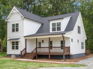 634 S 8th St, Mebane, NC 27302