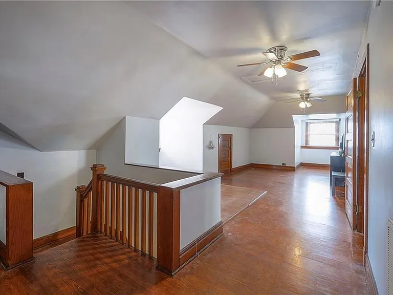 712 E Armour Blvd — Photo 23