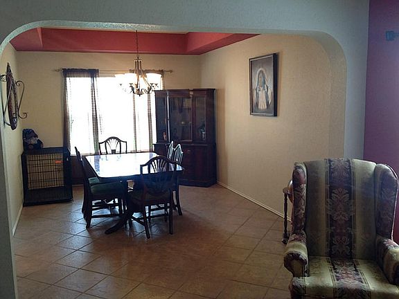 Dining room with easy access to the kitchen.