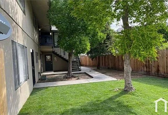2nd image of 4854 E University Ave