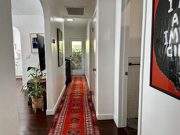 4th image of 15733 Leadwell St